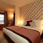 Cascade & Hotel Demjén