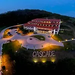 Cascade &
