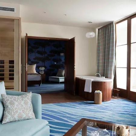 Cascade & Демьен