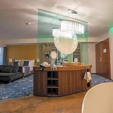 Cascade Resort&spa Hotel 4*