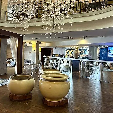 Cascade Resort&spa 4*