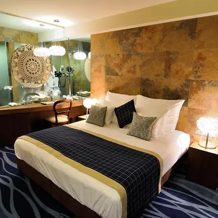 Cascade & 4* Demjén