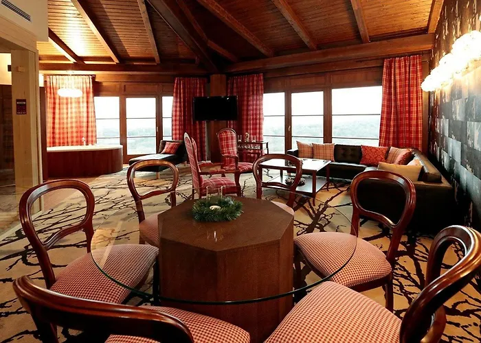 Cascade & Hotel 4*