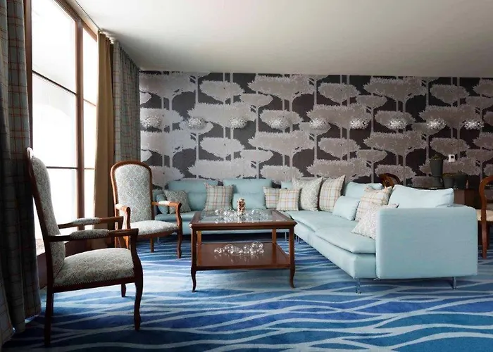 Cascade & Hotel Demjen