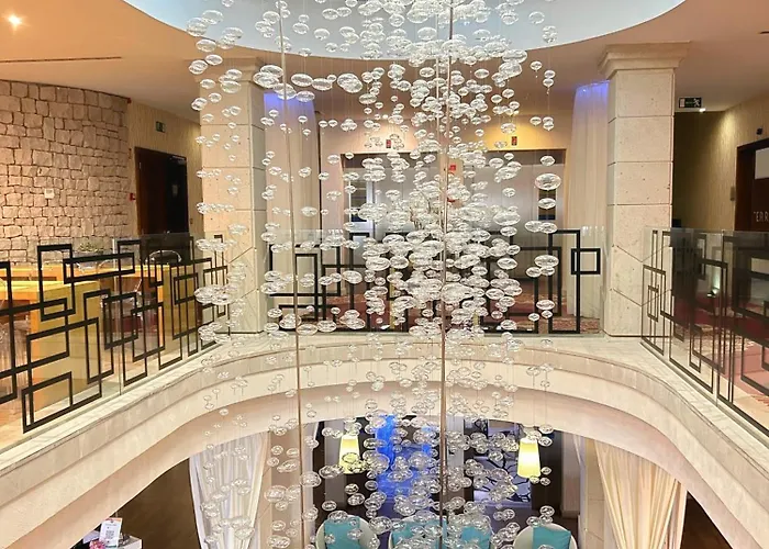 Cascade & Hotel