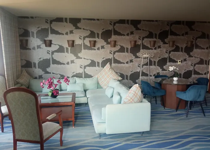 Cascade & Otel Demjén